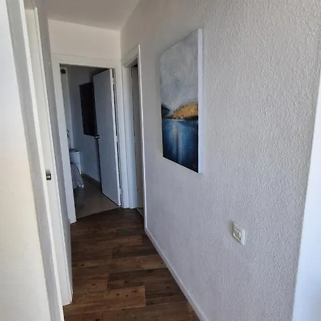 Сasa de vacaciones Warm & Cozy With Lovely Sea View *